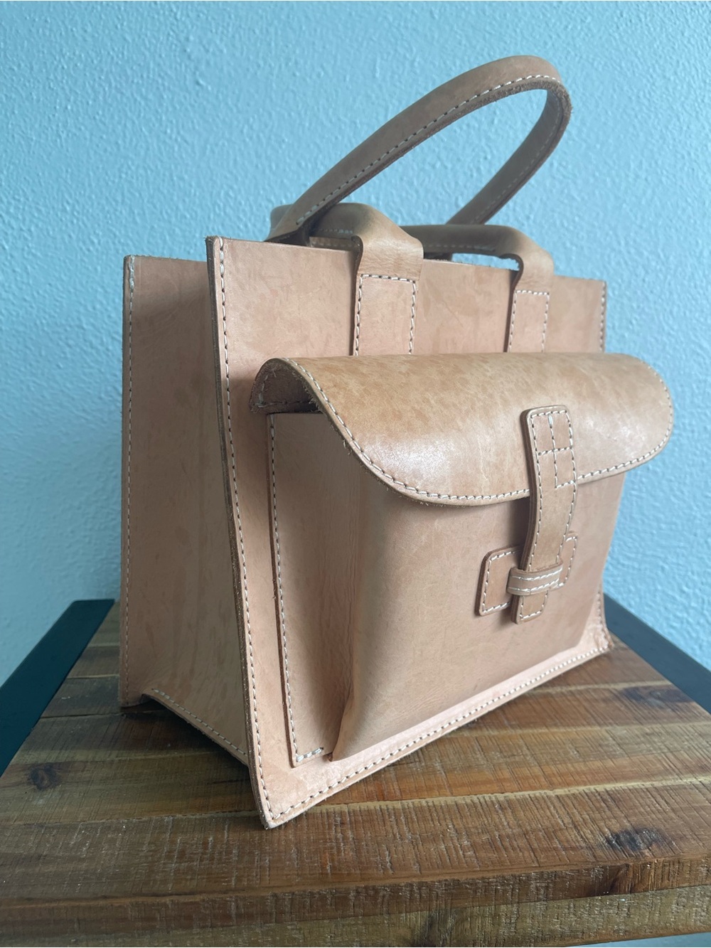 Agnes Baddoo Sac 1 in Natural Veggie Tan